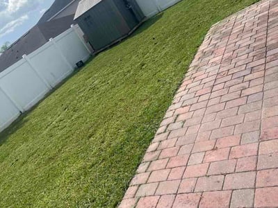 Lawn care service in Orlando, 32825
