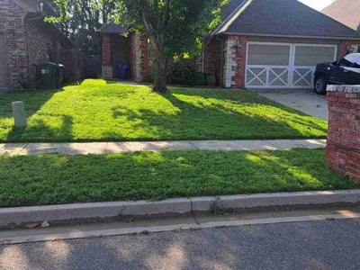 Lawn care service in Norman, 73072