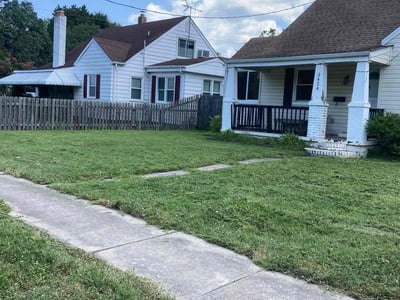 Lawn care service in Norfolk, 23509