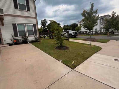 Lawn care service in Charlotte, 28262