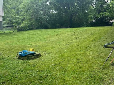 Lawn care service in Erlanger, 41018