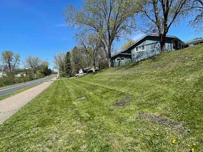 Lawn care service in Burnsville, 55337
