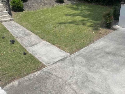 Lawn care service in Atlanta, 30319