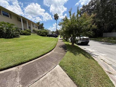 Lawn care service in Altamonte Springs, 32714
