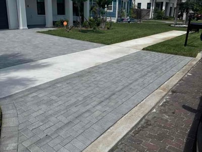 Lawn care service in Tampa, 33603