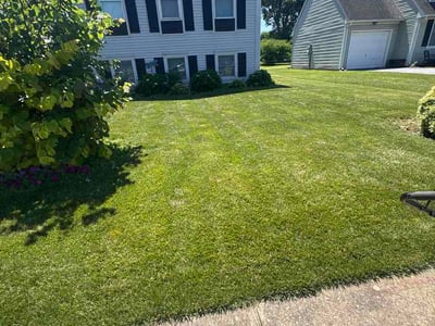 Lawn care service in New Holland, 17557