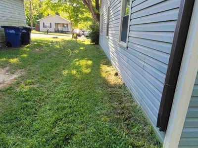 Lawn care service in Statesville, 28677