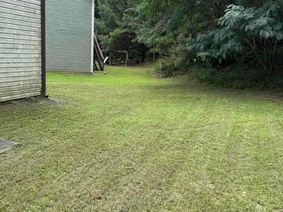 Lawn care service in Dallas, 30157