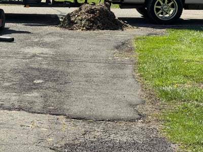 Lawn care service in Southfield, 48075