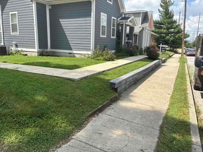 Lawn care service in Indianapolis, 46225