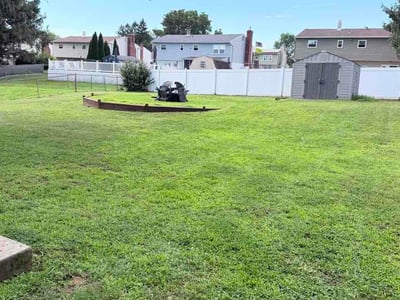 Lawn care service in Boothwyn, 19061