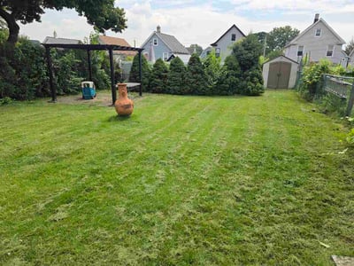 Lawn care service in Lyndhurst, 07071