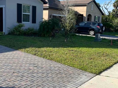 Lawn care service in Parrish, 34219