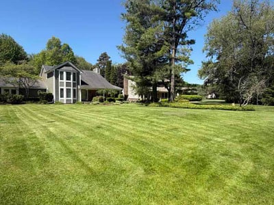 Lawn care service in Village of Clarkston, 48346