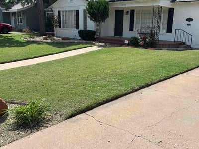 Lawn care service in Lubbock, 79404