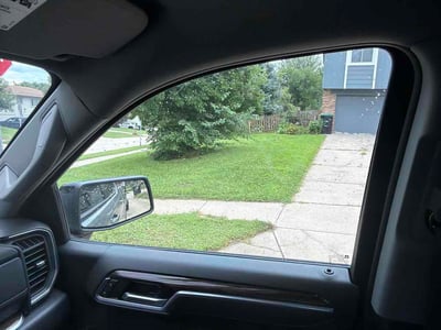 Lawn care service in Omaha, 68164