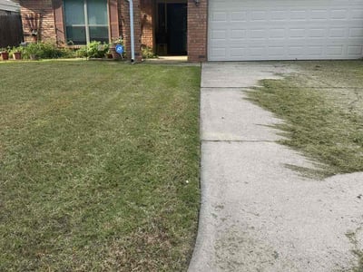 Lawn care service in Oklahoma City, 73162