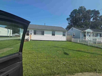 Lawn care service in Newport News, 23607