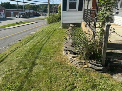 Lawn care service in Putnam, 06260