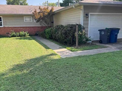 Lawn care service in Tulsa, 74114