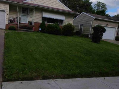 Lawn care service in Warrensville Heights, 44128