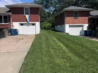 Lawn care service in Liberty, 64068