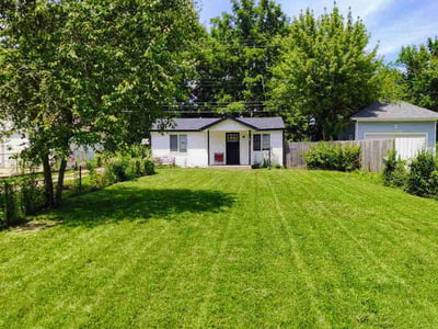 Lawn care service in Dayton, 45416