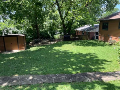 Lawn care service in Fayetteville, 72701