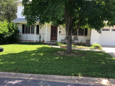 Lawn care service in Florissant, 63031