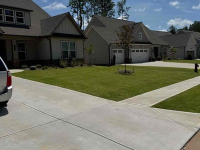 Lawn care service in Coweta County, 30277