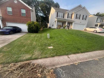 Lawn care service in Statesville, 28625