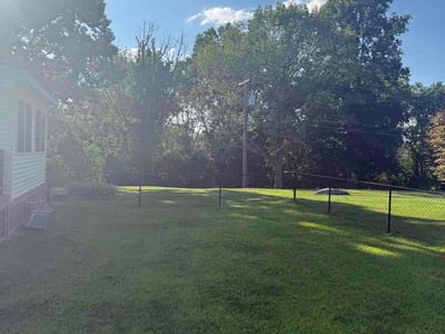 Lawn care service in Charlton, 01507