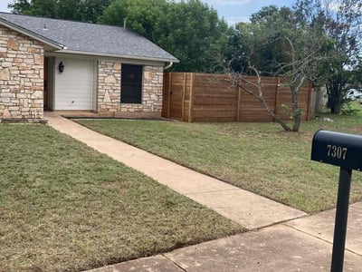 Lawn care service in Austin, 78749
