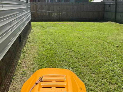 Lawn care service in Norfolk, 23503