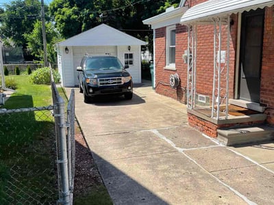 Lawn care service in Dearborn, 48124