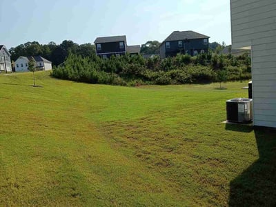 Lawn care service in Hogansville, 30230