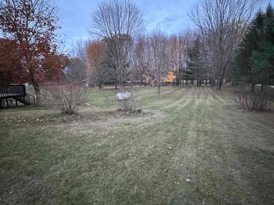 Lawn care service in Rockford, 49341