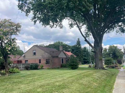 Lawn care service in Mogadore, 44260