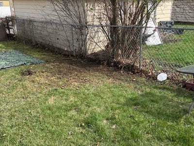 Lawn care service in Milwaukee, 53218