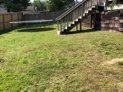 Lawn care service in Tulsa, 74133