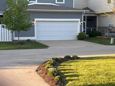 Lawn care service in Indianapolis, 46216