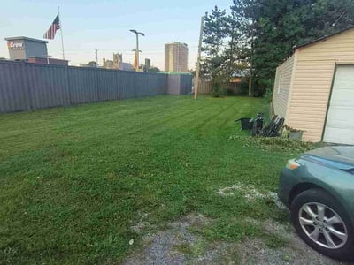 Lawn care service in Indianapolis, 46208