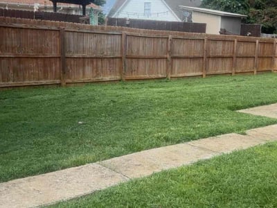 Lawn care service in Murfreesboro, 37128