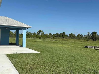 Lawn care service in Grant-Valkaria, 32909