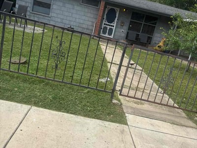 Lawn care service in San Antonio, 78201