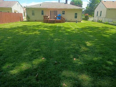 Lawn care service in Eastlake, 44095