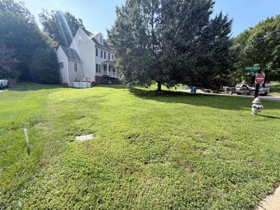 Lawn care service in Midlothian, 23114