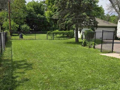 Lawn care service in Lino Lakes, 55038