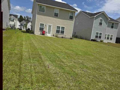 Lawn care service in Hinesville, 31313