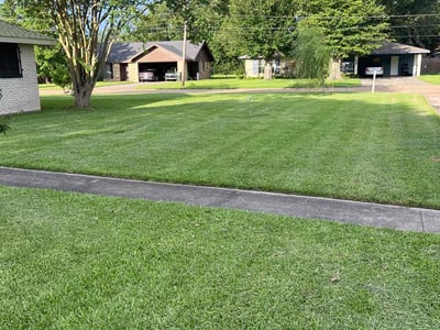 Lawn care service in Lake Charles, 70605
